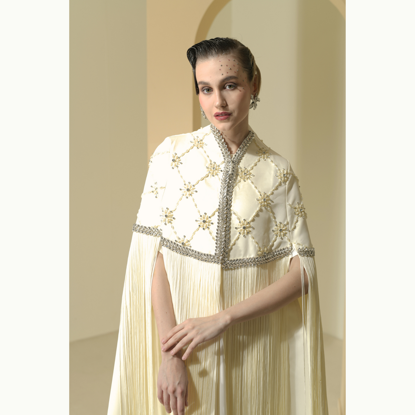 Alzena cape