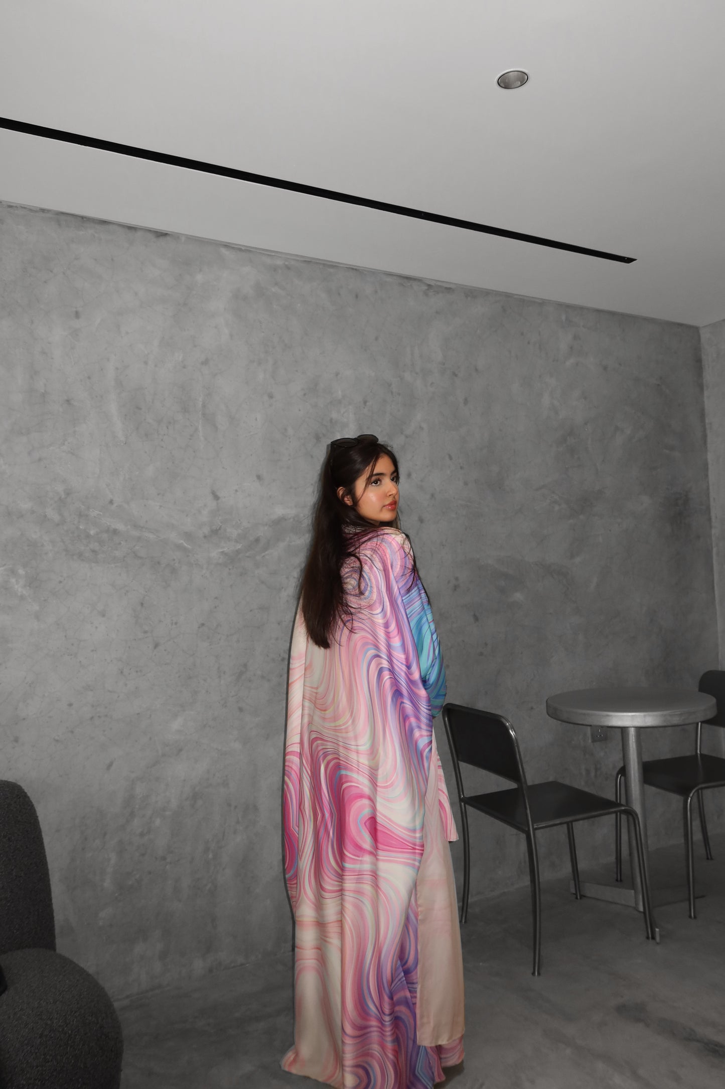 ISLA - swirl abaya