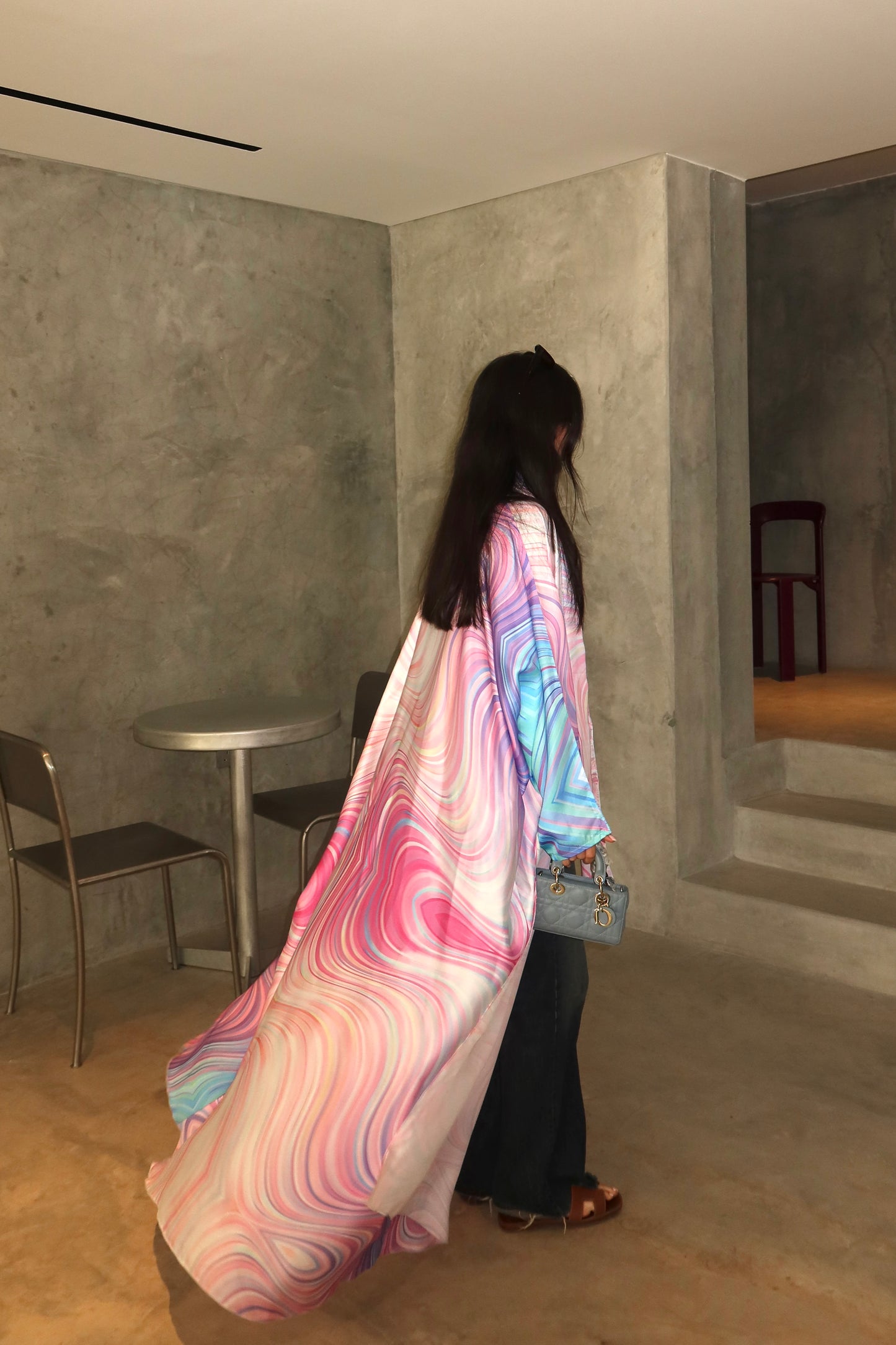 ISLA - swirl abaya